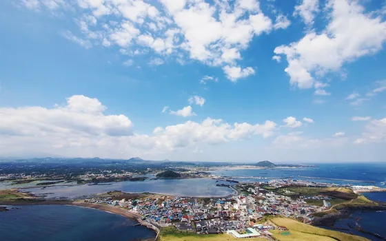 Coastal landscape used to illustrate the working-meeting report.