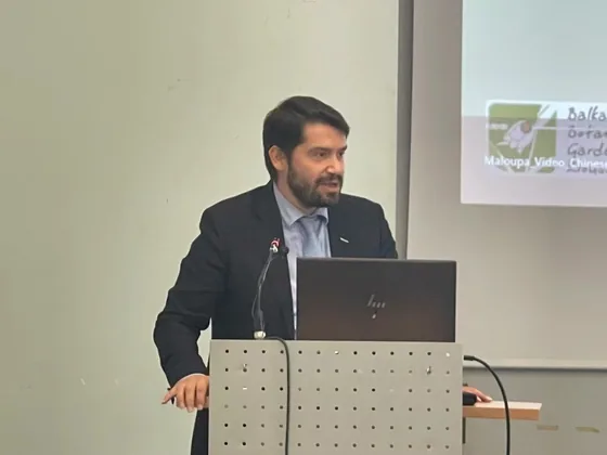 A technical presentation at the Athens university lectern.