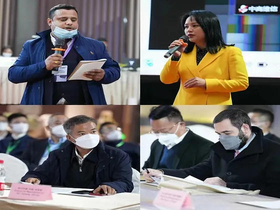 A published montage of contributions and working discussion at the first conference.
